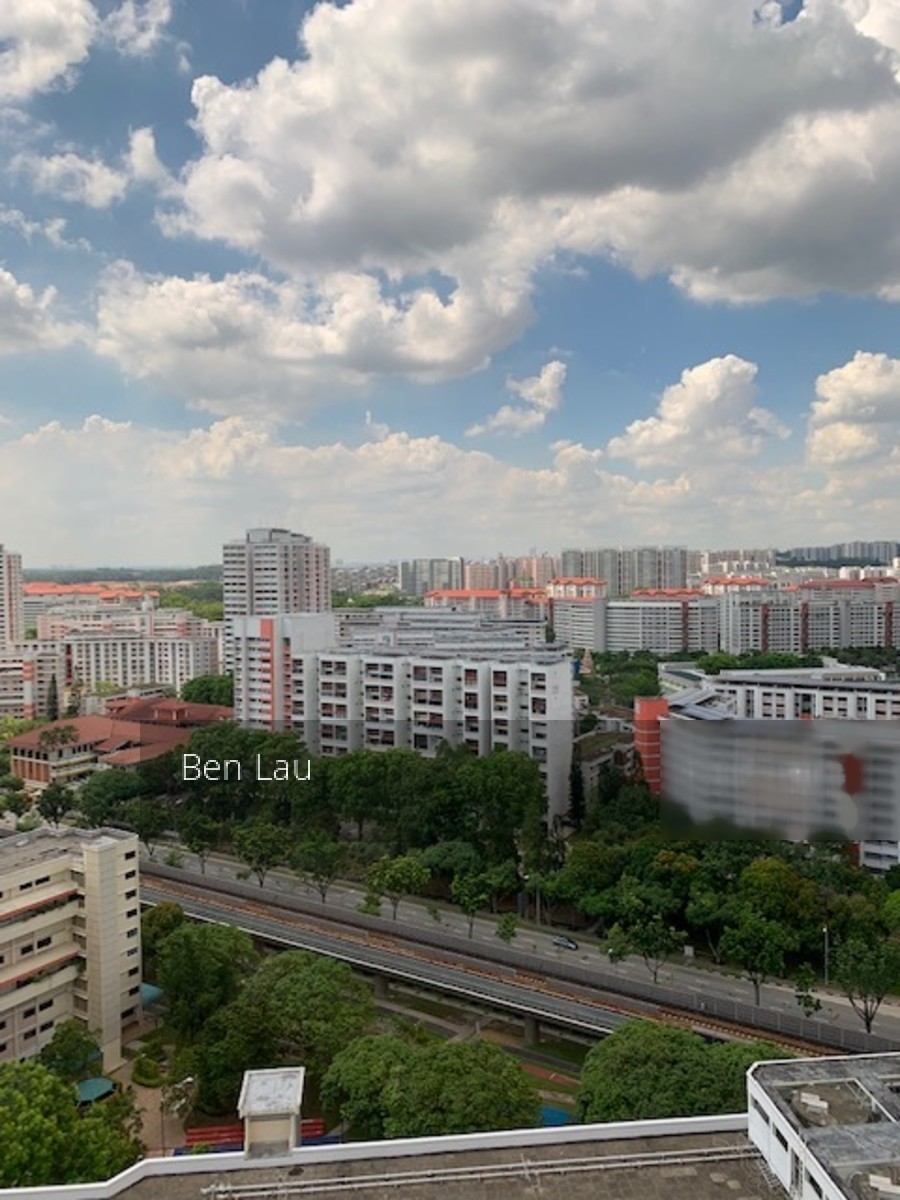 Blk 106 Jurong East Street 13 (Jurong East), HDB 5 Rooms #201515782